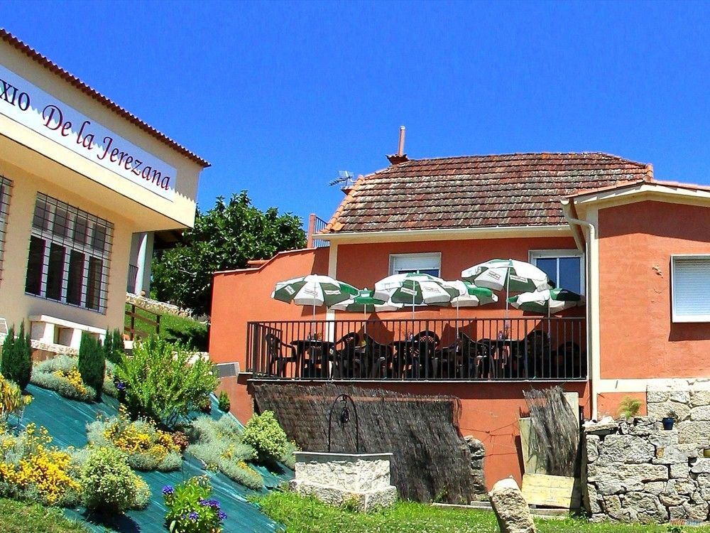 O Refuxio De La Jerezana Hostel Redondela Exterior photo