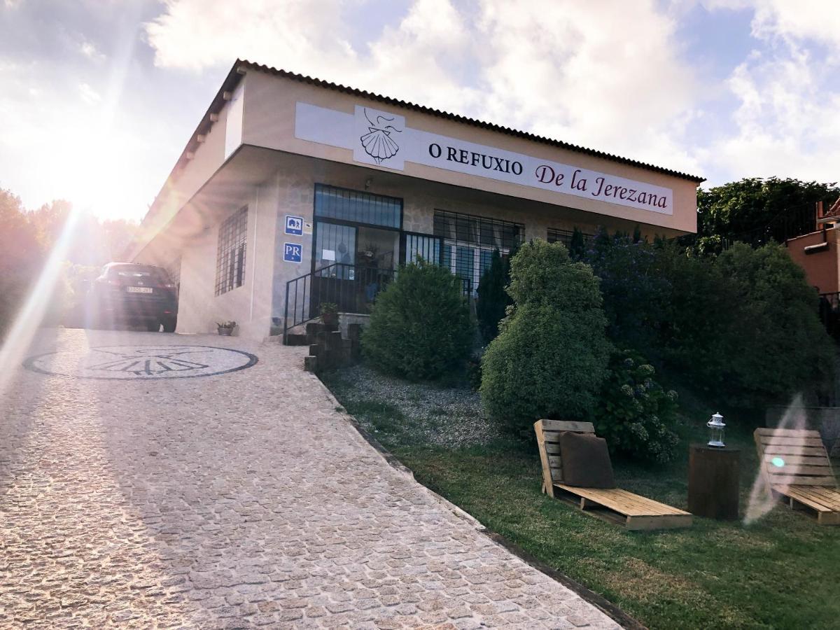 O Refuxio De La Jerezana Hostel Redondela Exterior photo